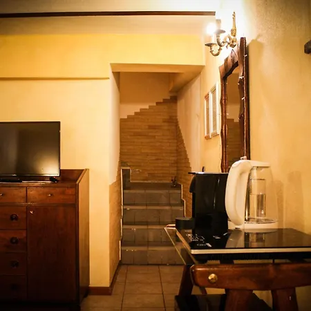 Taverna Via Castellini 116 Privatunterkunft