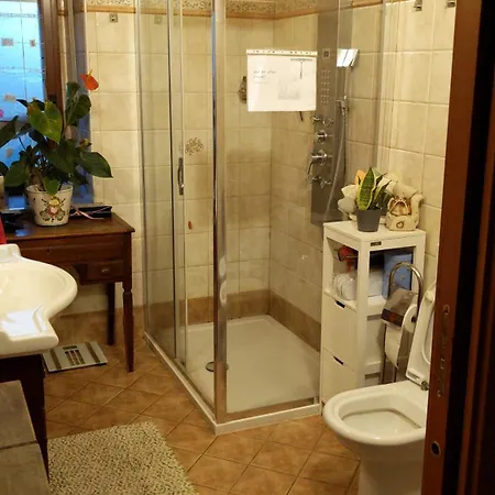 Privatunterkunft Taverna Via Castellini 116 *